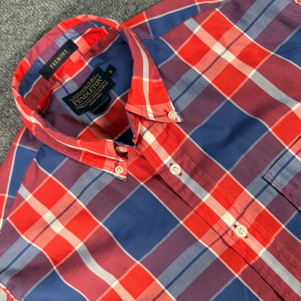 Pendleton Fremont Mens Small Red Blue Plaid Short Sleeve Button Down Shirt #4418